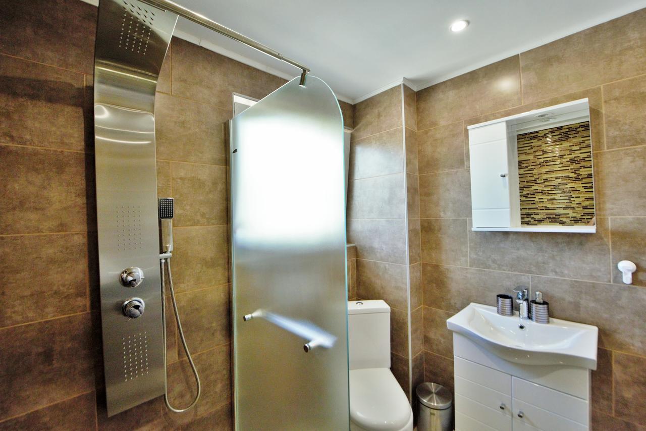 Athena Apartment Артемида Екстериор снимка