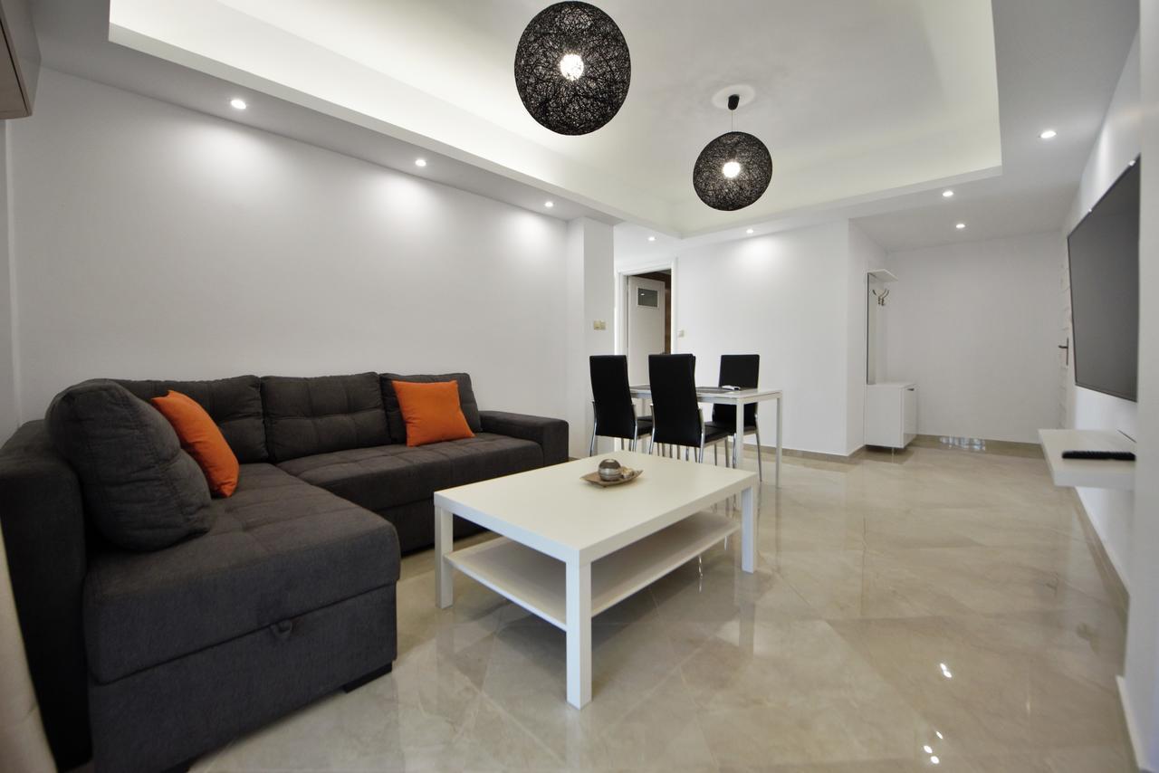 Athena Apartment Артемида Екстериор снимка